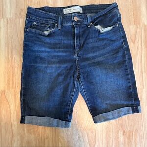 Levis Bermuda Shorts 8